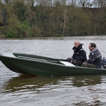 Barque de pêche eaux intérieures